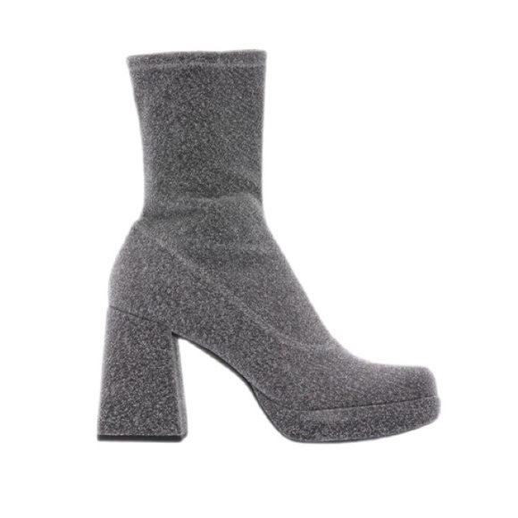 Abound Shoes - Abound Steffie Platform Bootie (Women)
 SILVER DARK GLITTER